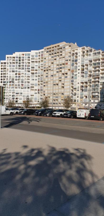 Les Pieds Dans L' Eau Apartment Емпуриабрава Екстериор снимка