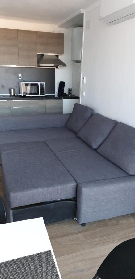 Les Pieds Dans L' Eau Apartment Емпуриабрава Екстериор снимка