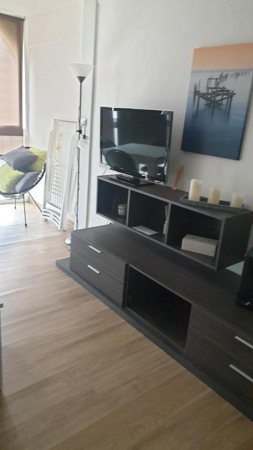 Les Pieds Dans L' Eau Apartment Емпуриабрава Екстериор снимка
