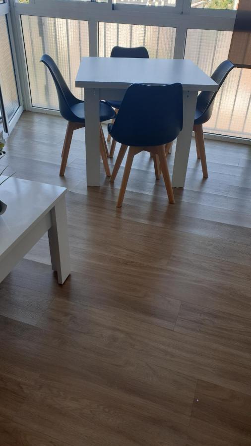 Les Pieds Dans L' Eau Apartment Емпуриабрава Екстериор снимка