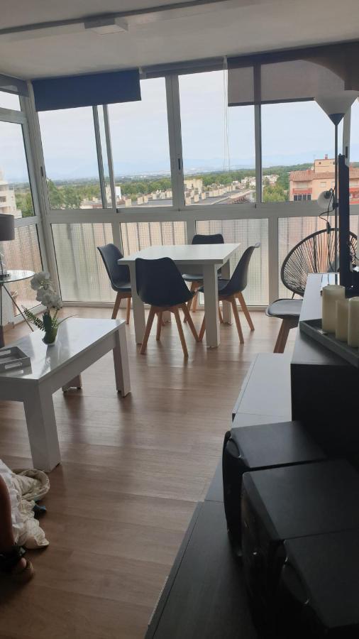 Les Pieds Dans L' Eau Apartment Емпуриабрава Екстериор снимка