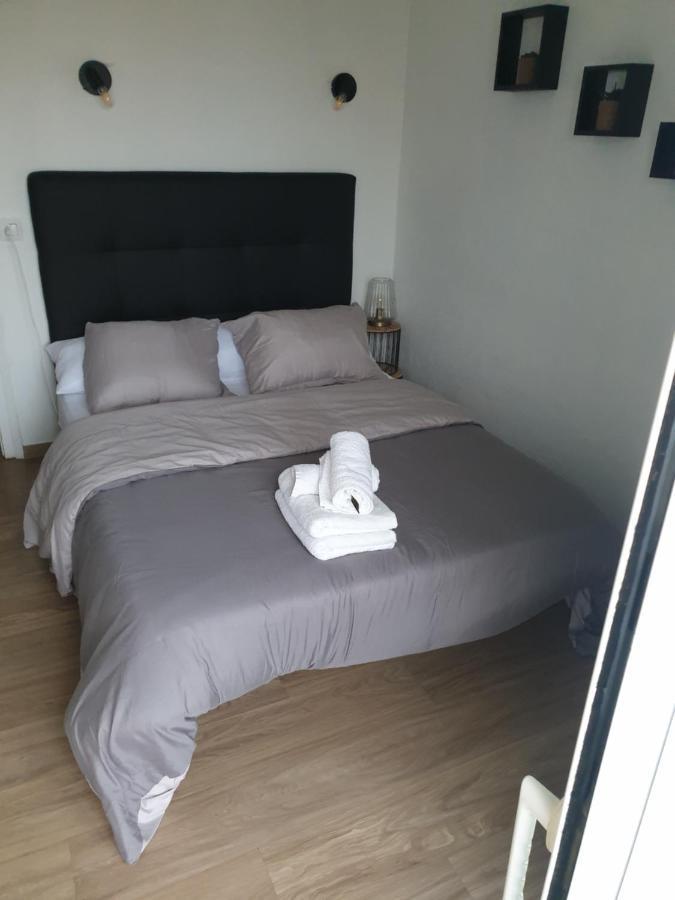 Les Pieds Dans L' Eau Apartment Емпуриабрава Екстериор снимка